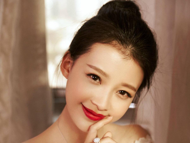 胶原蛋白的功效与作用哪个品牌好,胶原蛋白什么品牌好呢