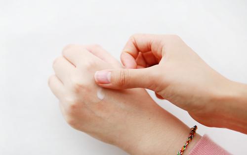 有了它在家也能把皮肤保养,有了它在家就能轻松做护理