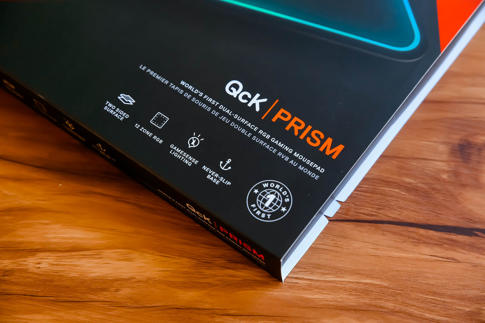 不止是炫酷光污染，赛睿QcKPrism鼠标垫个性尝鲜