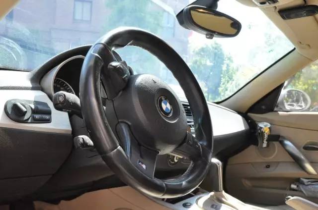 宝马z4启动时异响,宝马z4哒哒哒异响怎么解决