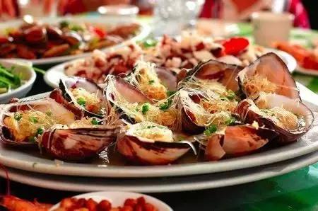 每个人心中有一片大海,每个人心里都有一个大海