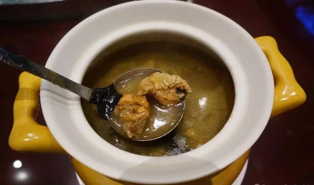 安徽黄山特色美食年糕,黄山西格玛腊味美食