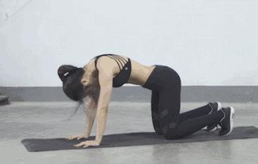 后背有痘印穿露背装的小技巧,夏天露背装内穿什么遮痘痘