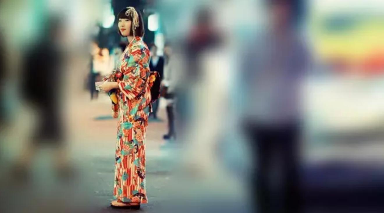 正统浴衣怎么穿,浴衣可穿长袖