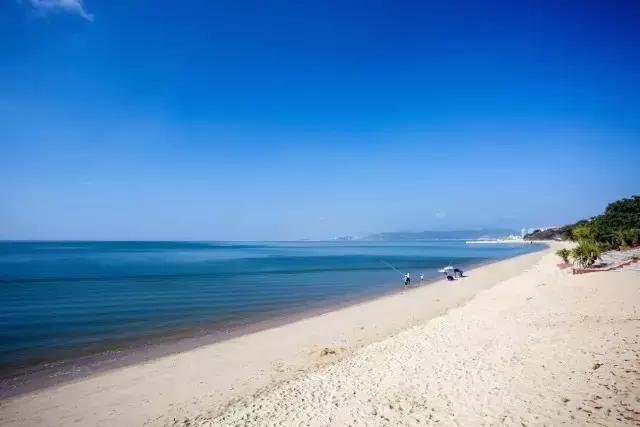 每个人心中有一片大海,每个人心里都有一个大海