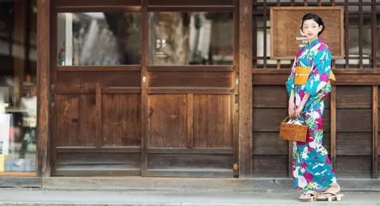 日式改良版浴衣穿搭,日式浴衣怎么穿才好看