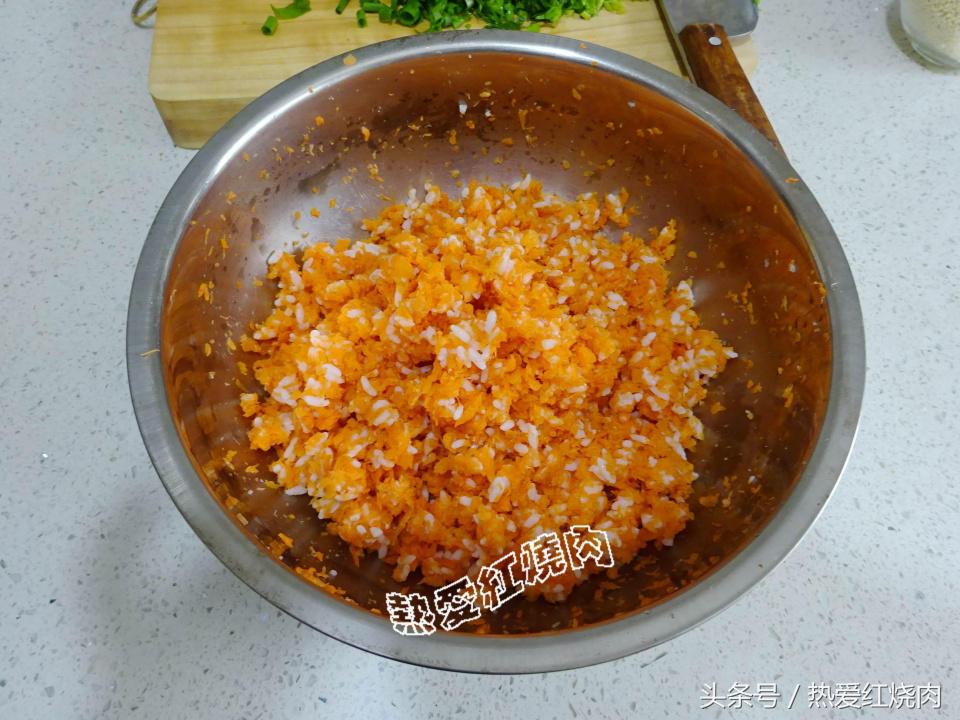 榨果汁的渣渣用来做什么,榨剩的果蔬汁的渣子有何用