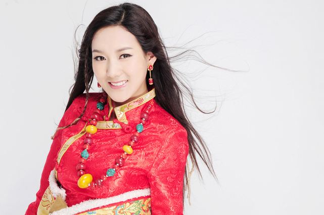 为什么藏族姑娘都那么有魅力,气质与美貌并存的藏族姑娘