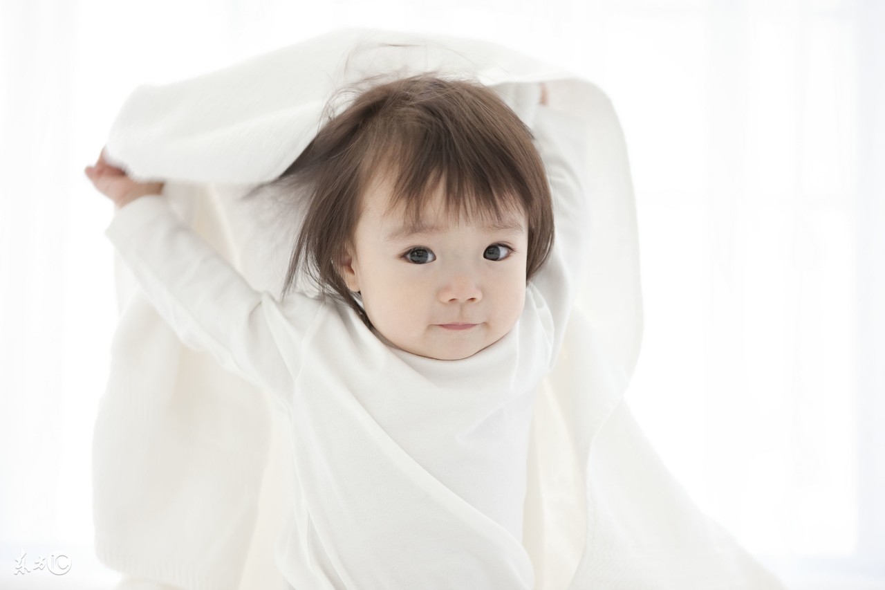 宝宝夜惊是什么原因,宝宝夜惊是怎么回事