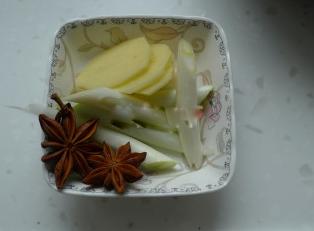 无锡特产美食酱排骨,无锡名菜排骨