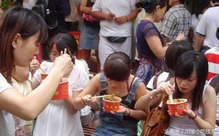 餐饮小白如何创业做小吃,餐饮创业做什么小吃好呢