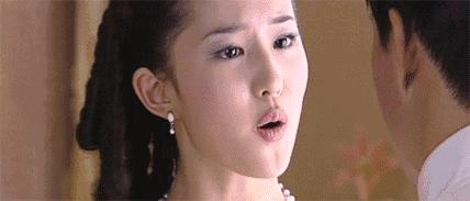 舒畅晒与刘亦菲19年前合照回放,85后女星18岁旧照刘亦菲舒畅真美