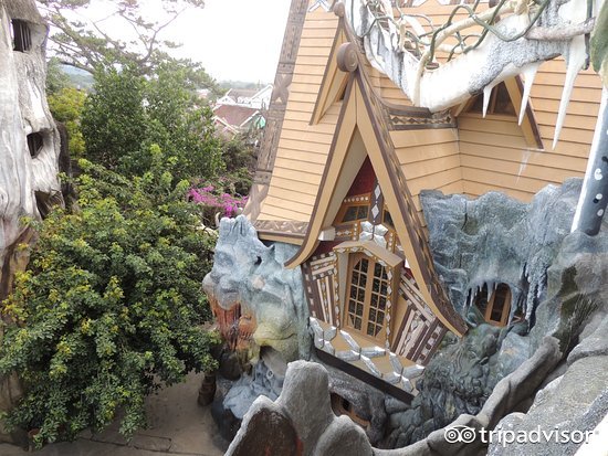 可以睡觉的古董，在几百岁的老房子里枕着历史做梦是怎样的体验？