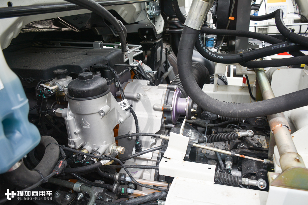 轻卡蓝牌搅拌车,商用混凝土搅拌车多少钱一台