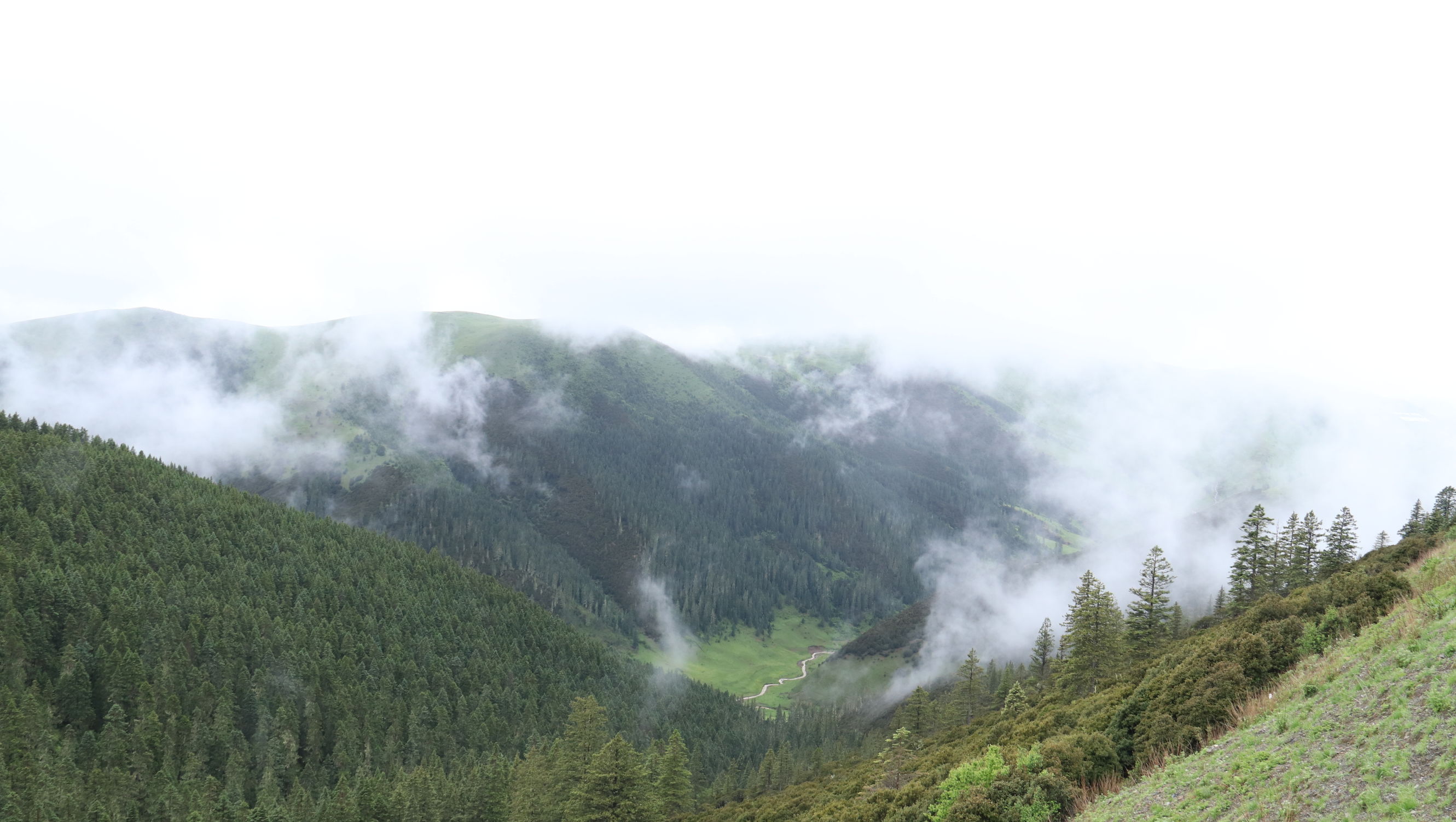 川藏自驾游巴塘至芒康,西藏芒康至丽江泸沽湖旅行
