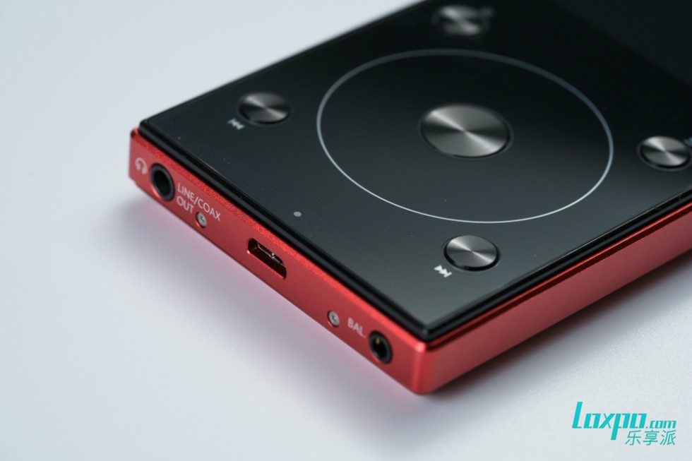 飞傲x3第三代和第二代哪个好,飞傲x3怎么样