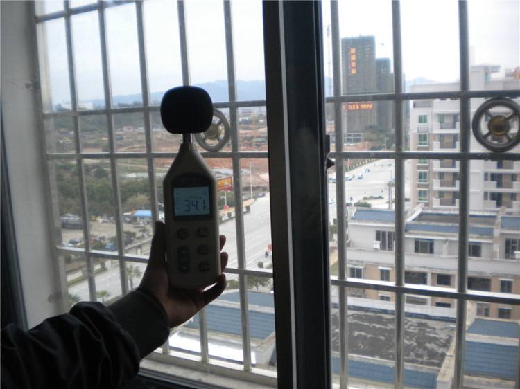 窗户上隔音膜有用吗,窗户贴了封条隔音还不好怎么办