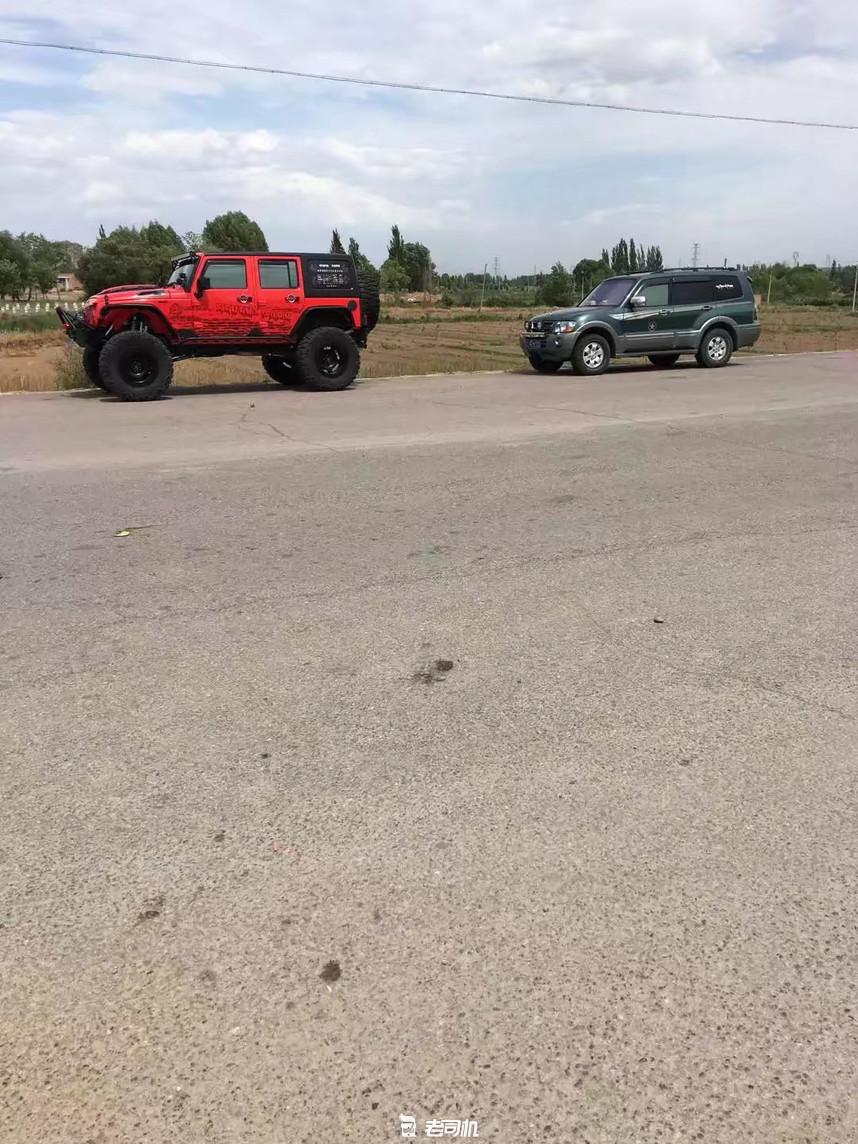 15年陆巡5.7v8,老款陆巡与新款陆巡对比