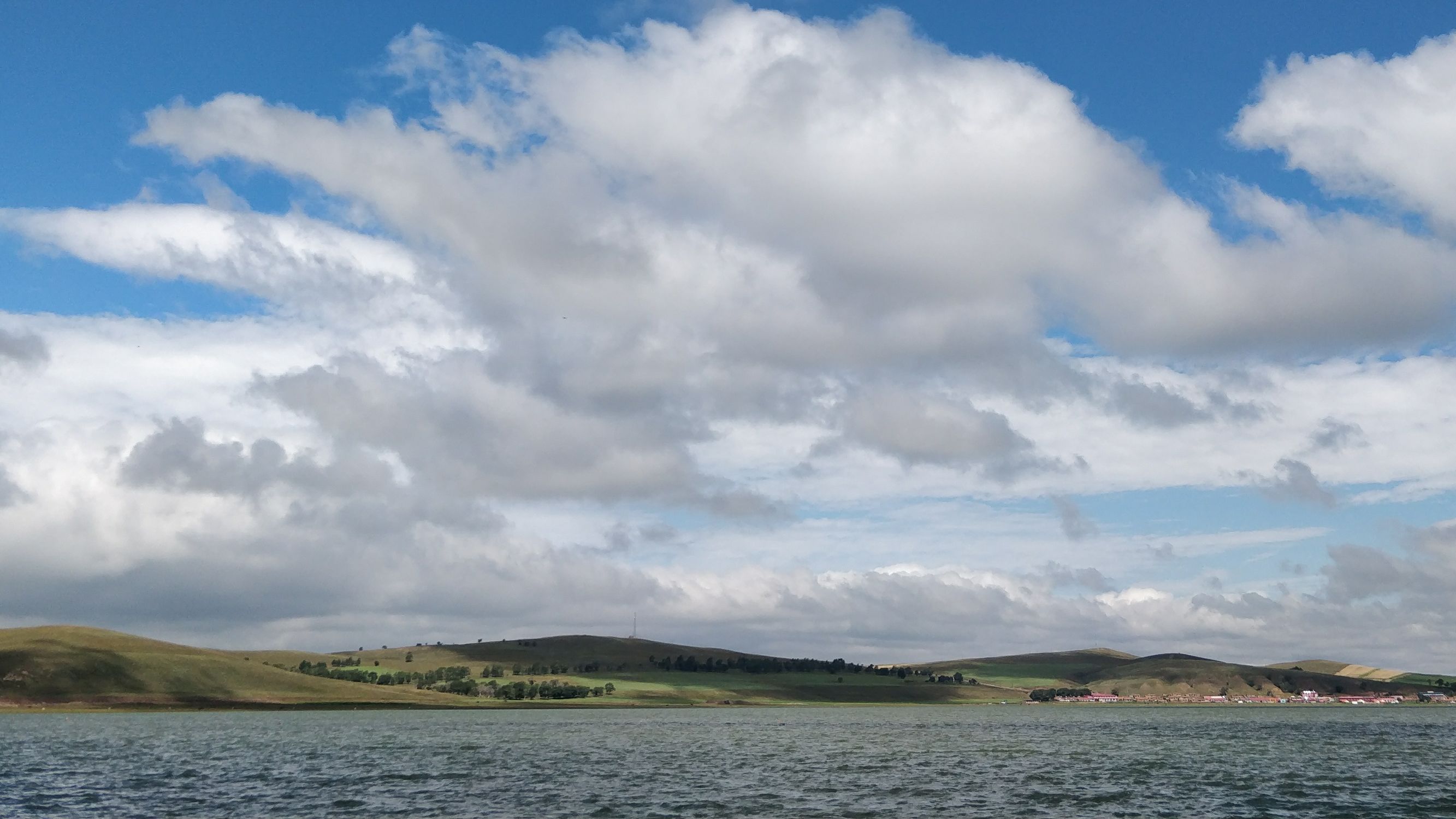夏末自驾正当游！沽源天鹅湖游山玩水逛草原