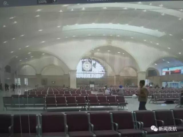 新哈站如何不出站转车,新哈站怎样换乘