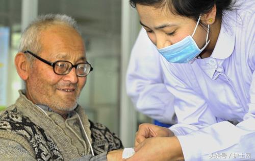 如何做好老年患者基础护理,老年人护理的基本常识