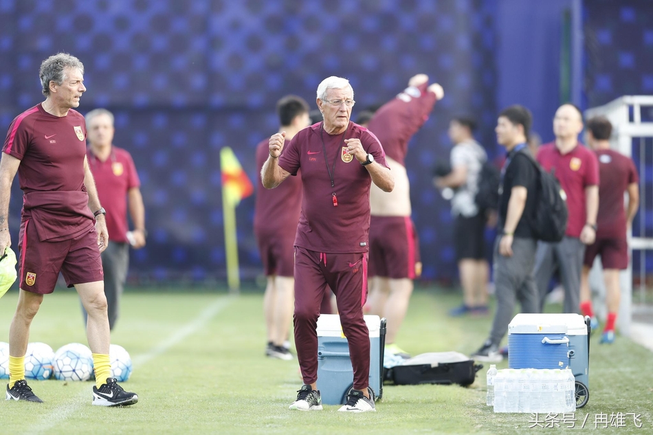 国足战胜乌兹别克里皮,里皮为什么非要用433阵型