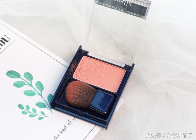 怎样买个实用便宜的化妆台,只要一百块就能搞定的彩妆