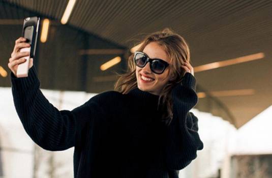 首支彩妆手机壳诞生，全世界的女生都想要