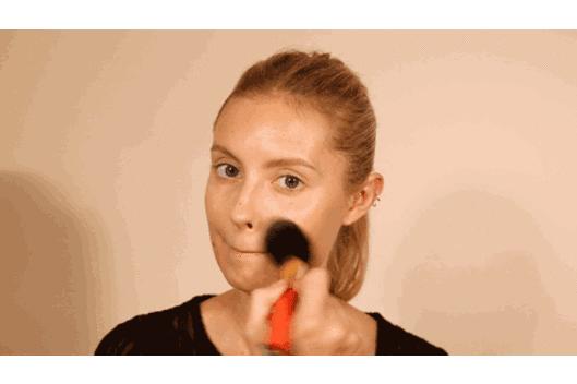 军训如何防止晒黑学生党,军训不被晒黑的方法学生版