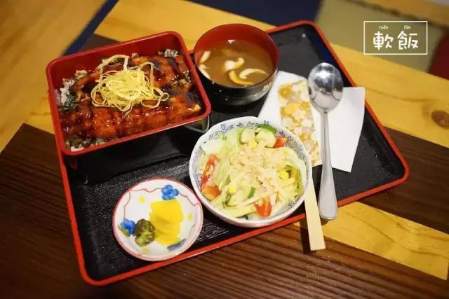 广州｜从踏进这家店的那一刻起，我穿越到了日本的昭和年代