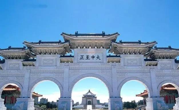 一般我不告诉别人……今年周边哪儿人少？