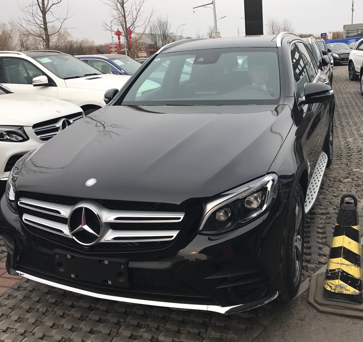 奔驰glc300动感驾驶感受,奔驰glc300l测评自动刹车