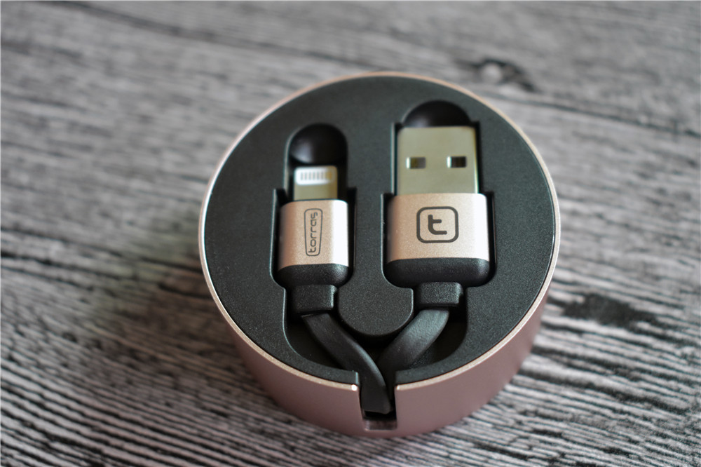 苹果原装数据线好还是图拉斯好,图拉斯苹果数据线2米