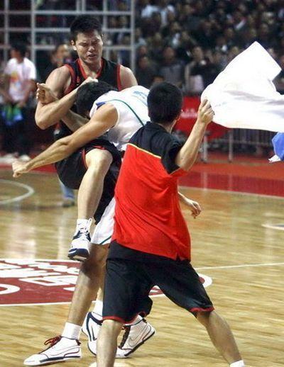 中国男篮朱八绝杀,中国男篮现役各个位置最强阵容