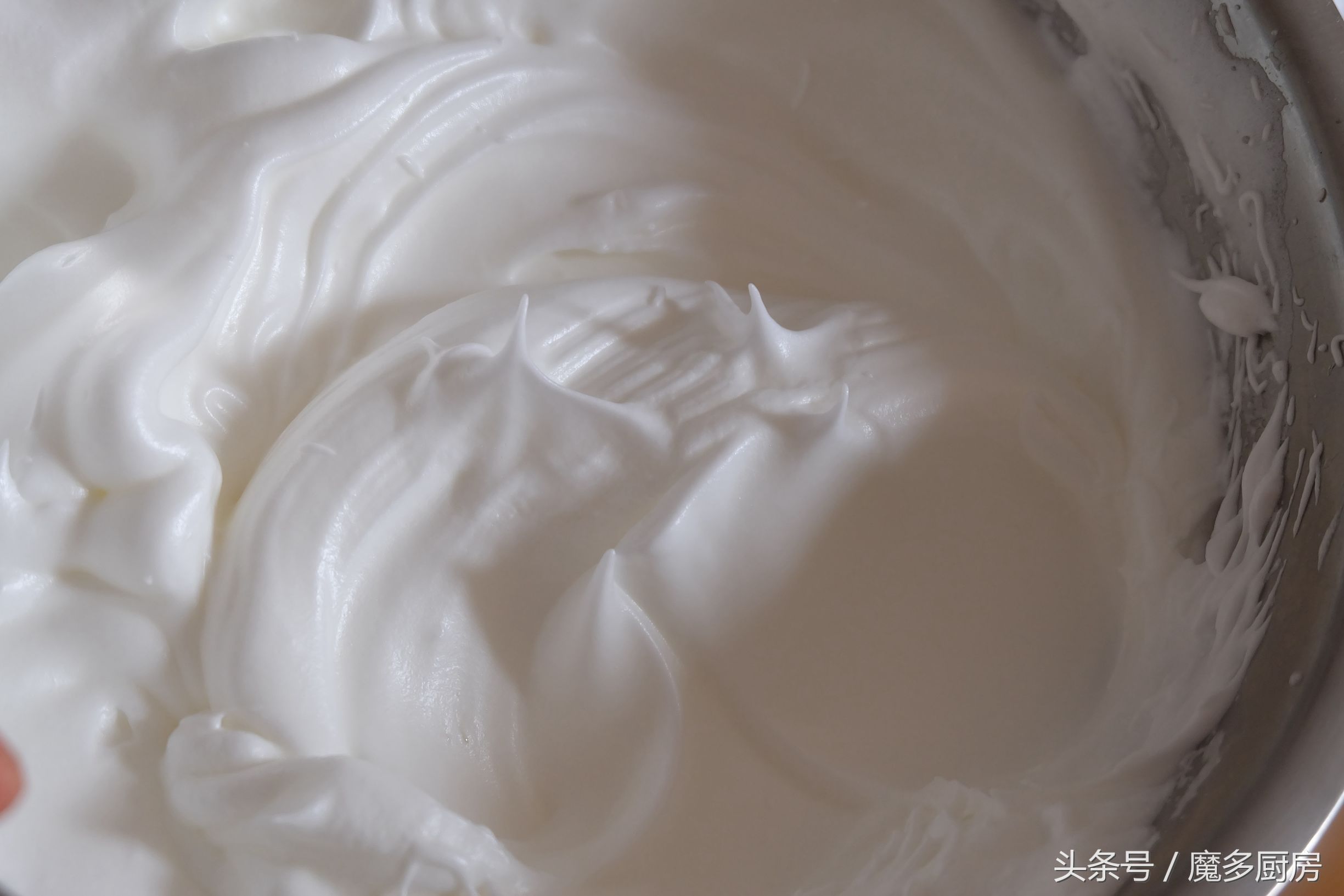 用电饭煲做蛋糕的教程不用蛋糕粉,用电饭煲做蛋糕教程要多少时间