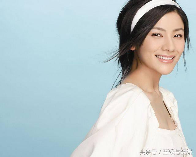 23岁成央视主播,23岁做婚礼主持人