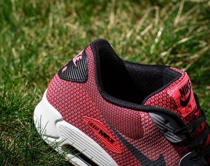 学生跑步适合穿什么跑鞋,普通人跑步穿什么跑鞋