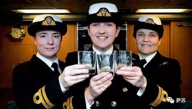 召*女妓**上船,喝纳尔逊的血,这就是英国皇家海军的“光荣”传统?