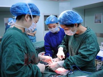 孕妇把剖腹产的伤口裂开了怎么办,孕妇剖腹产伤口裂开会怎样