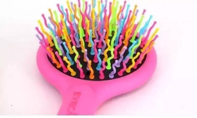 明星推荐的檀木梳子,最新款超级好用的梳子