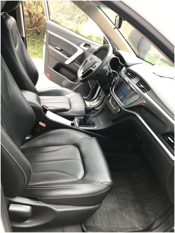 2017帝豪手动百万向上版说明书,吉利帝豪百万款向上版怎么看油耗