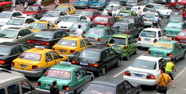 株洲15年前杀人案,株洲人行横道撞人