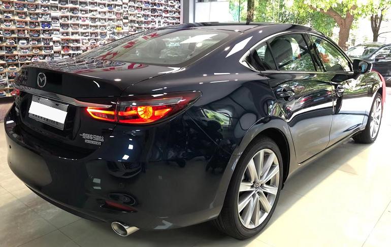 阿特兹外观独特细节满分,阿特兹尊崇与运动区别内饰质感