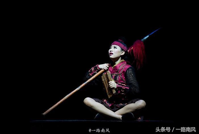 三亚千古情快闪游客抢镜视频,三亚千古情秀