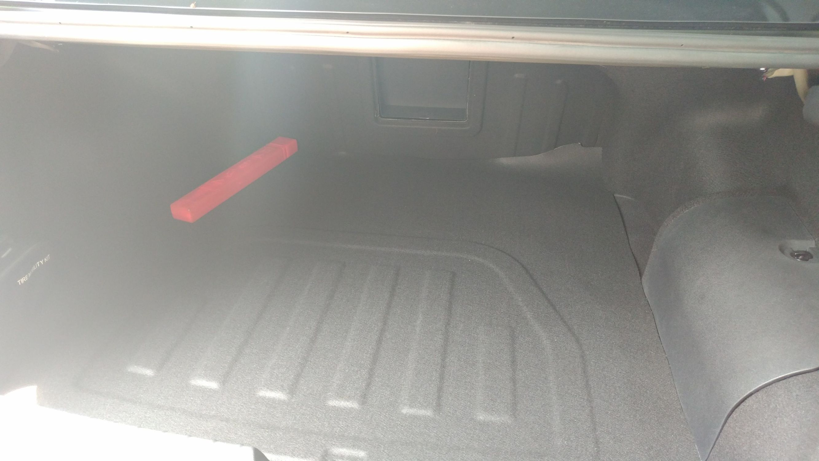 起亚k52.0落地,起亚k5裸车价17万落地大概要多少