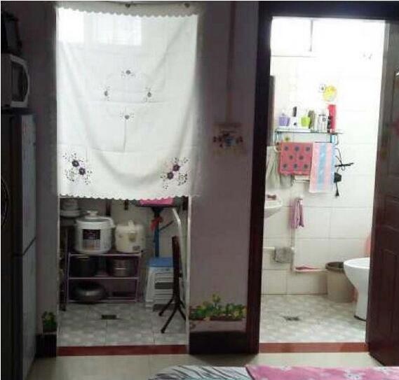 一家三口在深圳租房日常,一家五口在深圳租房三房二厅