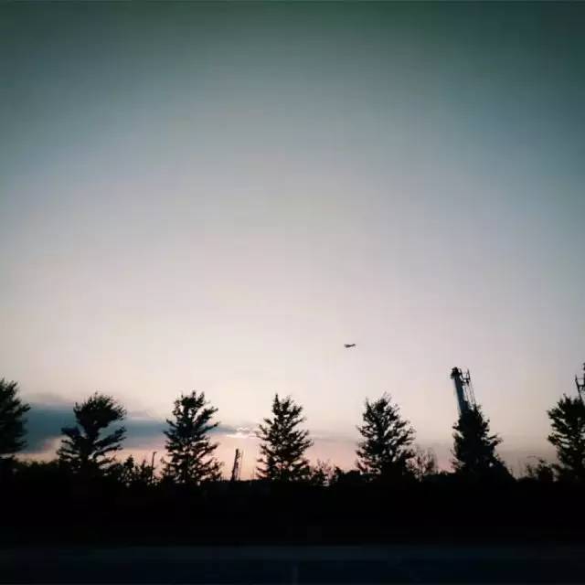 学姐学长的朋友圈,飞过一整个世界