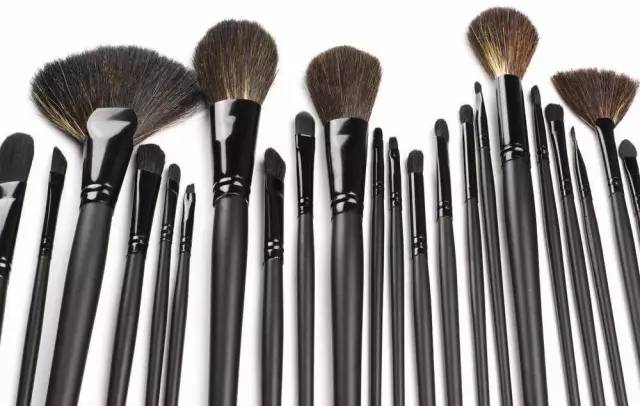 初学者买化妆刷怎么选,化妆刷新手怎么买
