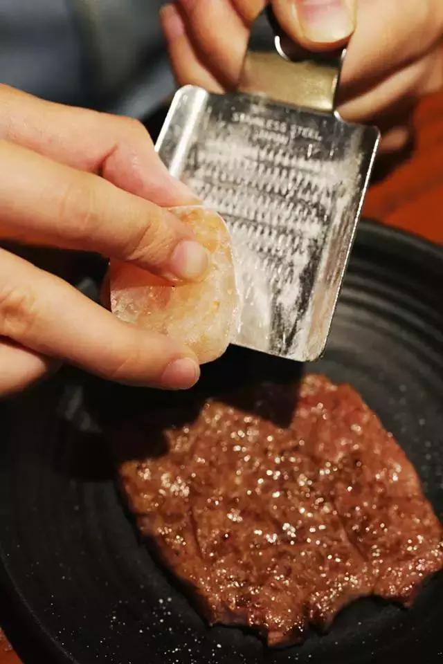 伊势丹楼下烤肉,爱和牛寿喜烧自助伊势丹