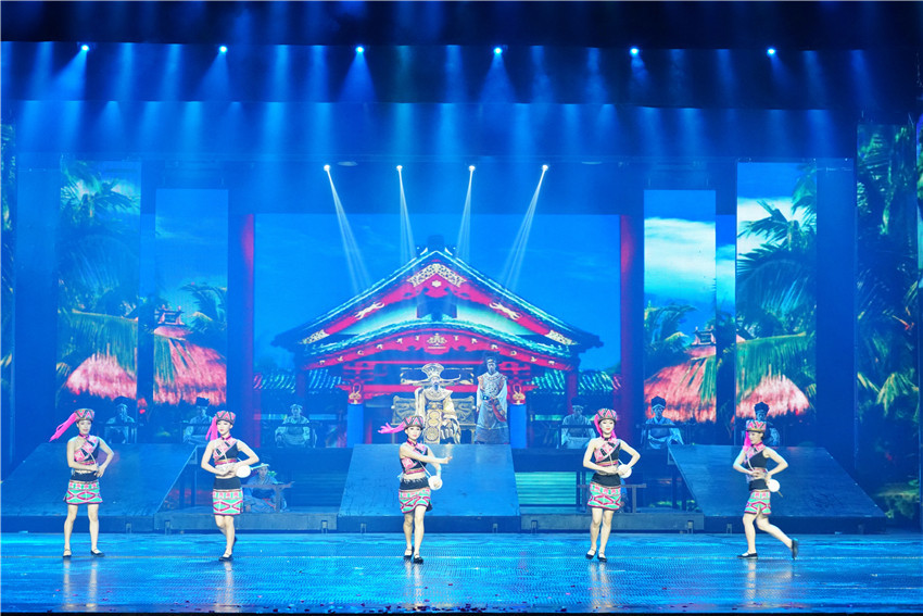 三亚宋城千古情两日游,三亚宋城千古情能容纳多少人